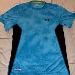 Men’s under armor t-shirt